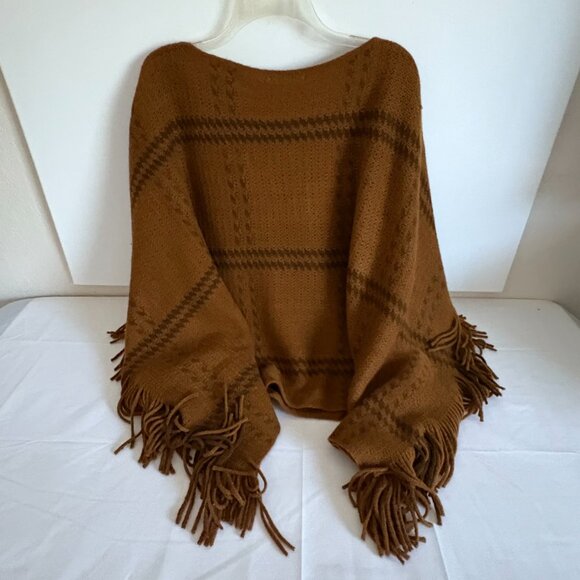 Do Everything in Love Brown Knit Fringe Versatile Poncho One Size Cozy Boho - Picture 3 of 4